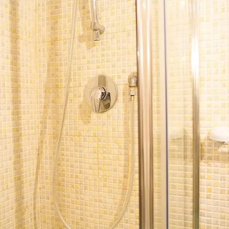 公寓 Trastazione & Policlinico 500mt Dal Centro *