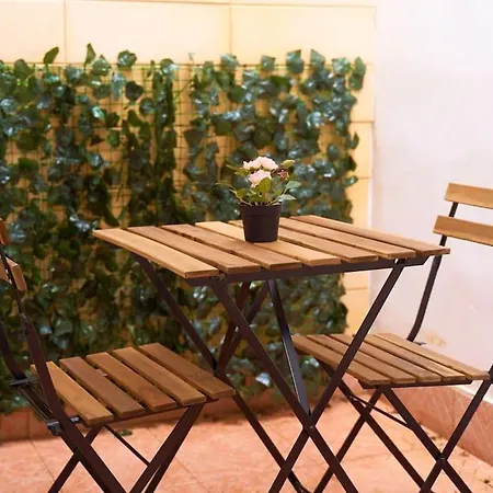 Apartament Trastazione & Policlinico 500mt Dal Centro *