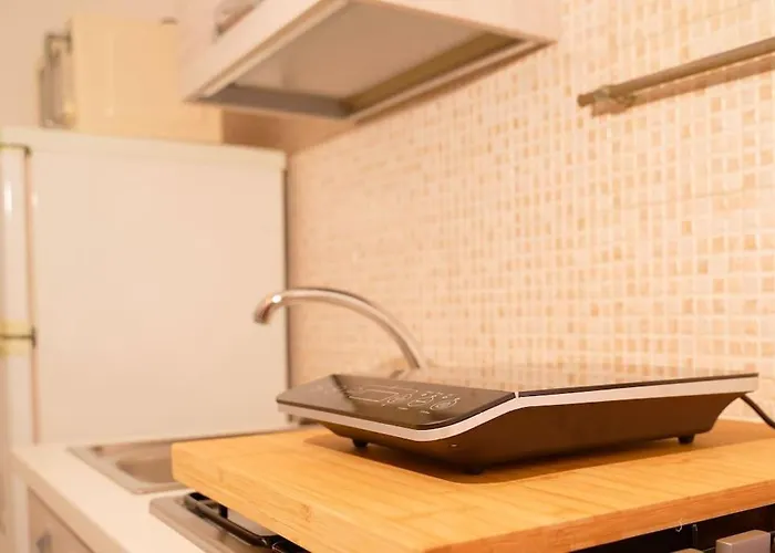 Trastazione & Policlinico 500mt Dal Centro Apartament